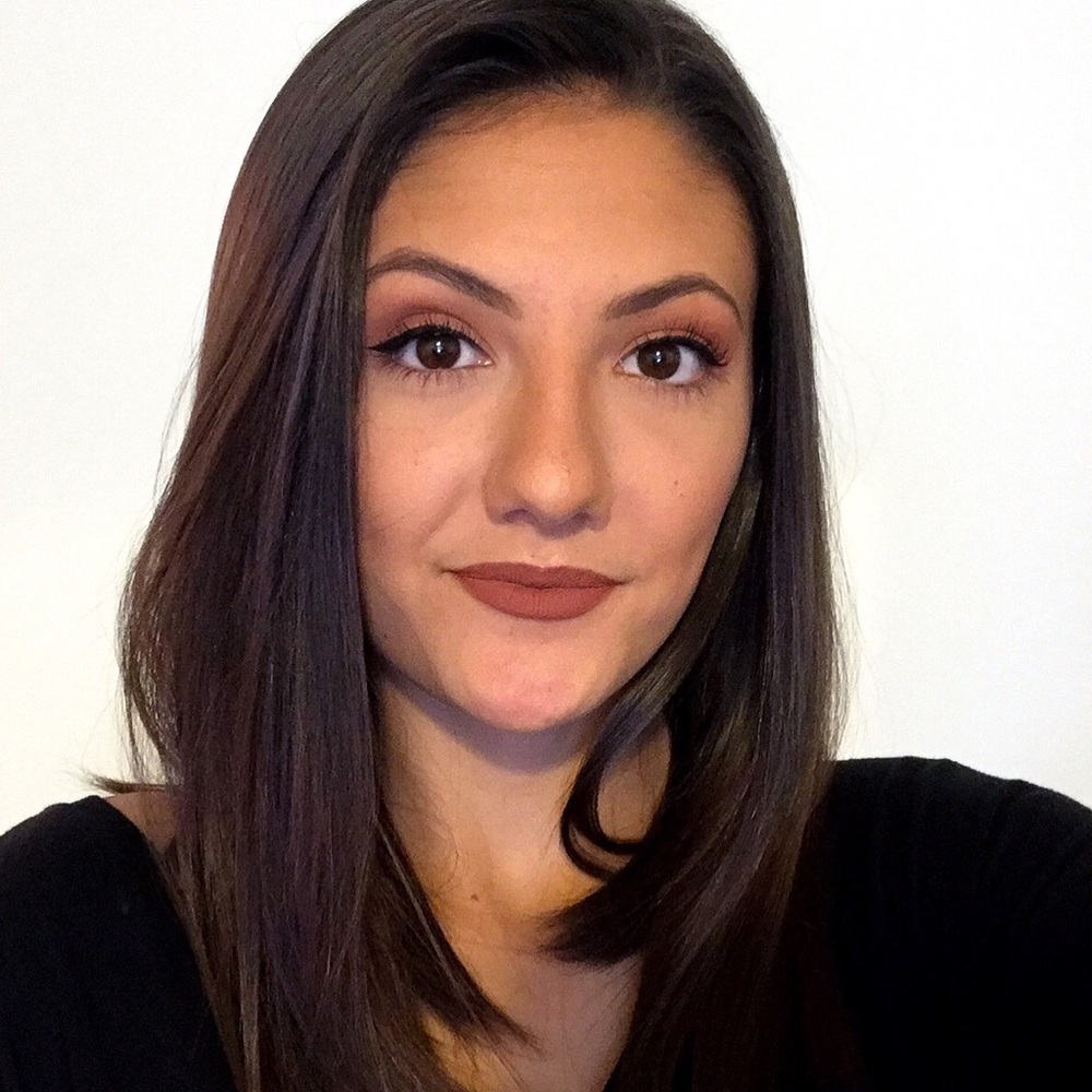 Meet your Posher, Alexsis